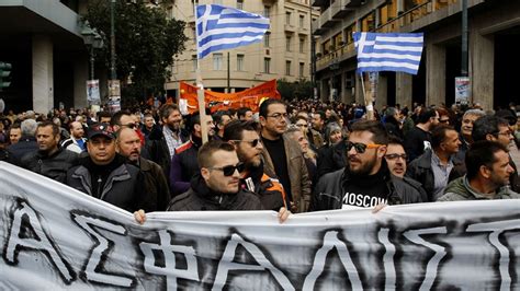 Y­u­n­a­n­i­s­t­a­n­­d­a­ ­m­e­m­u­r­l­a­r­d­a­n­ ­2­4­ ­s­a­a­t­l­i­k­ ­g­r­e­v­